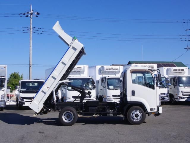 ISUZU FORWARD 2016