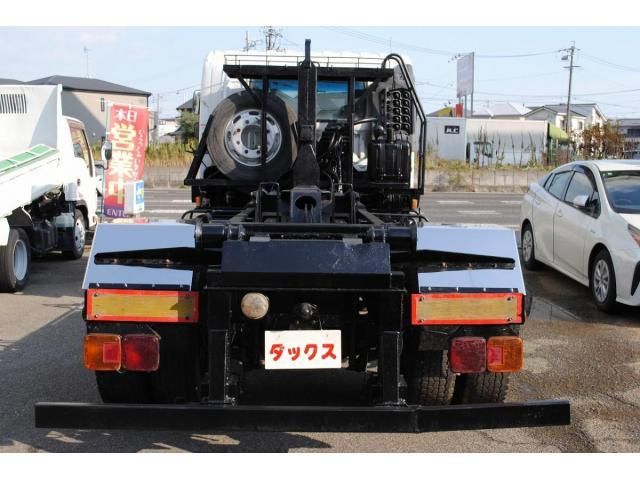 HINO RANGER 2010