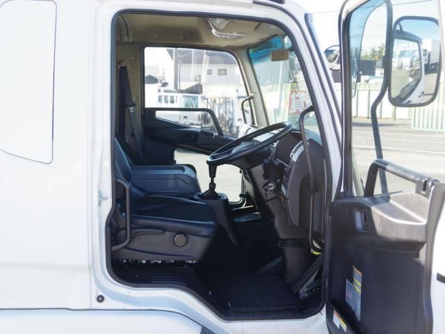 MITSUBISHI FUSOU FIGHTER 2019