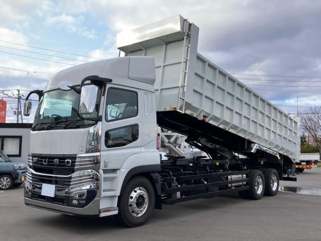 MITSUBISHI FUSOU SUPER GREAT 2025