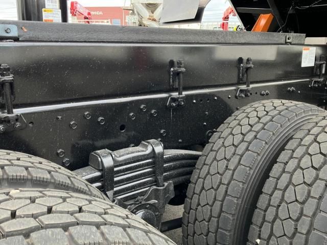 MITSUBISHI FUSOU SUPER GREAT 2025