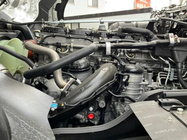 MITSUBISHI FUSOU SUPER GREAT 2025