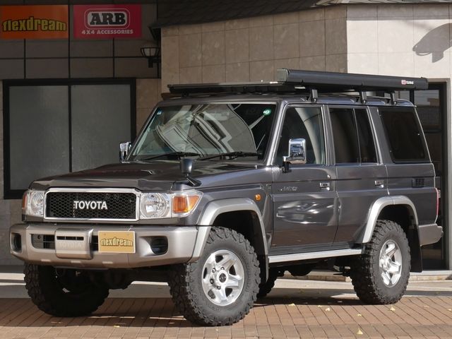 TOYOTA LANDCRUISER van 2015