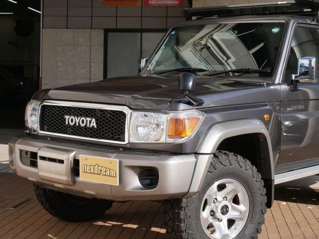 TOYOTA LANDCRUISER van 2015