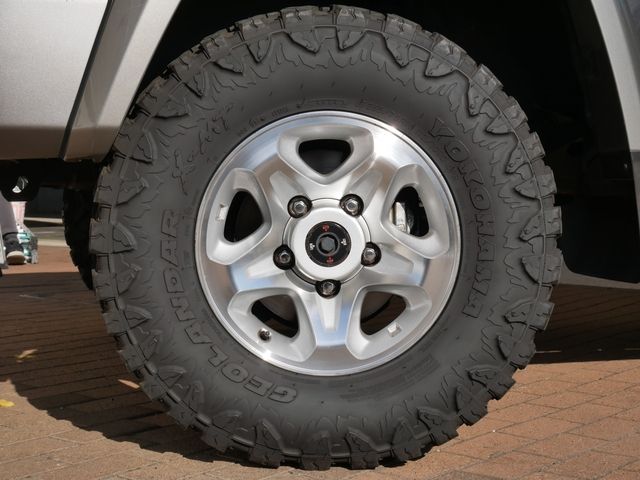 TOYOTA LANDCRUISER van 2015