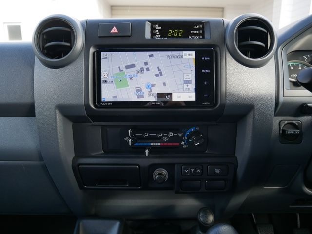 TOYOTA LANDCRUISER van 2015