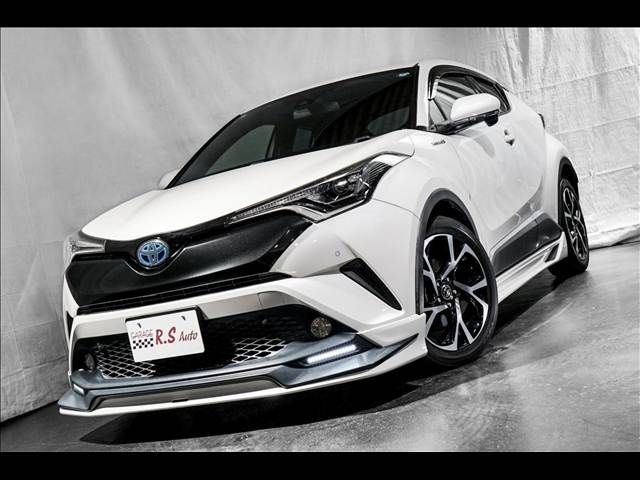 TOYOTA C-HR 2017