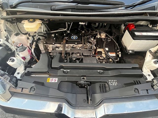 TOYOTA NOAH HYBRID 2023