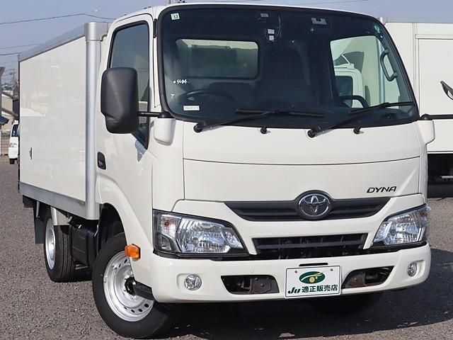 TOYOTA DYNA 2021