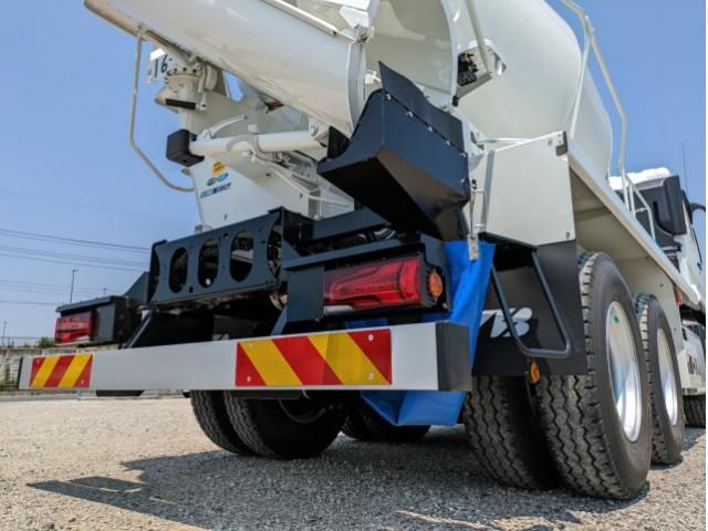 MITSUBISHI FUSOU SUPER GREAT 2025