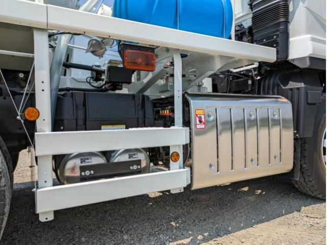 MITSUBISHI FUSOU SUPER GREAT 2025