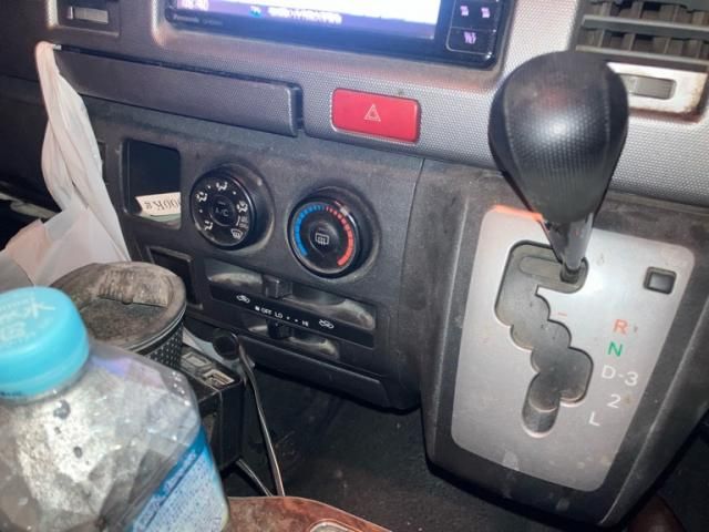 TOYOTA HIACE van 2WD 2006