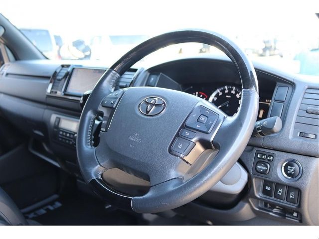 TOYOTA HIACE van 2WD 2020