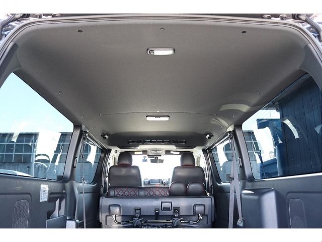 TOYOTA HIACE van 2WD 2020