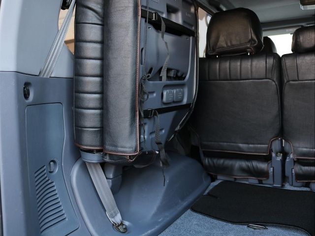 TOYOTA LANDCRUISER PRADO 2001