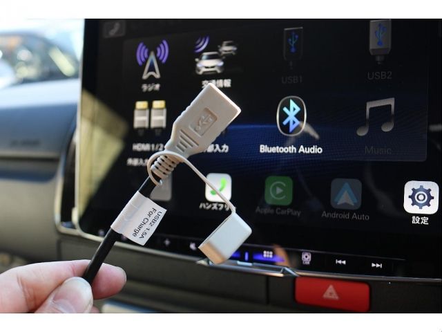 TOYOTA HIACE van 4WD 2024