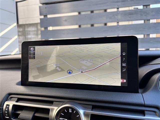 TOYOTA LEXUS IS300h 2020