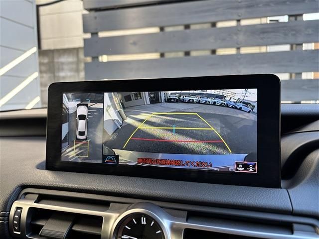 TOYOTA LEXUS IS300h 2020