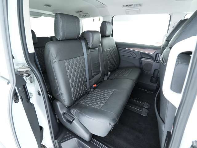 MITSUBISHI DELICA D:5 4WD 2023