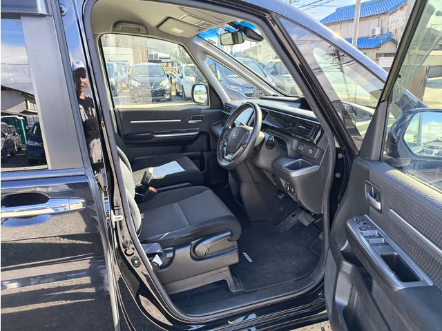 HONDA STEPWAGON SPADA 2016