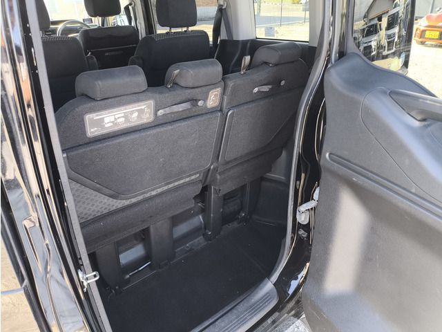 HONDA STEPWAGON SPADA 2016