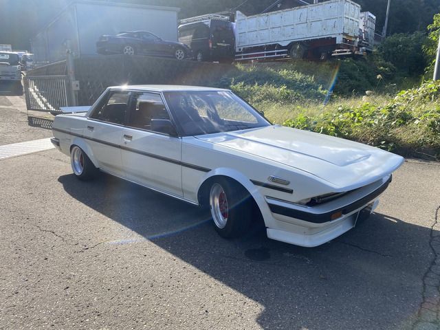 TOYOTA CRESTA 1986