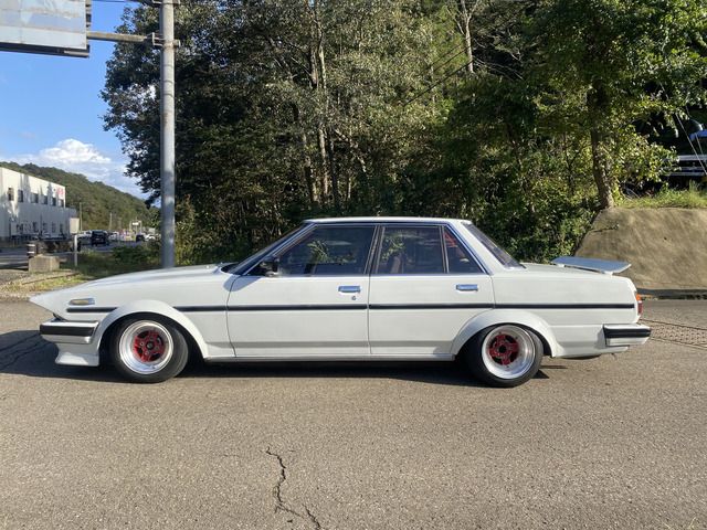TOYOTA CRESTA 1986