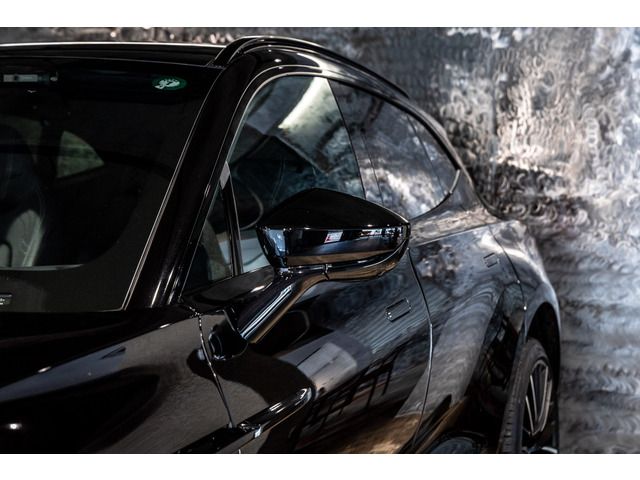 ASTON MARTIN ASTON MARTIN SUV 2024