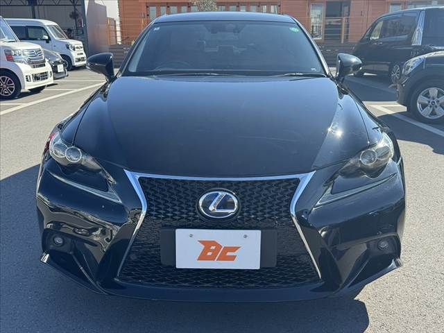 TOYOTA LEXUS IS300h 2013