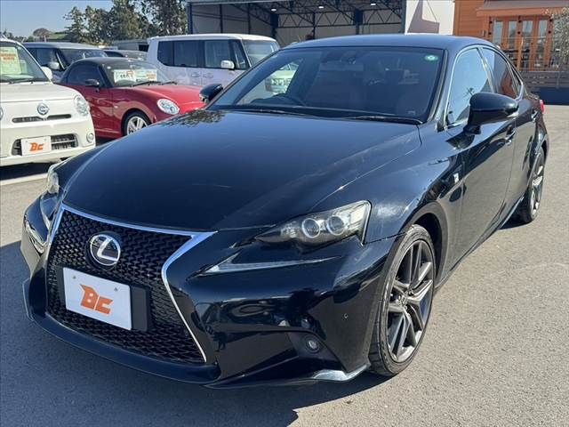 TOYOTA LEXUS IS300h 2013