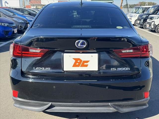 TOYOTA LEXUS IS300h 2013