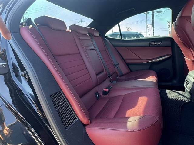 TOYOTA LEXUS IS300h 2013