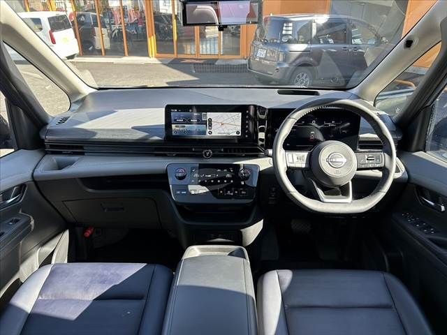 NISSAN SERENA  WG 2024