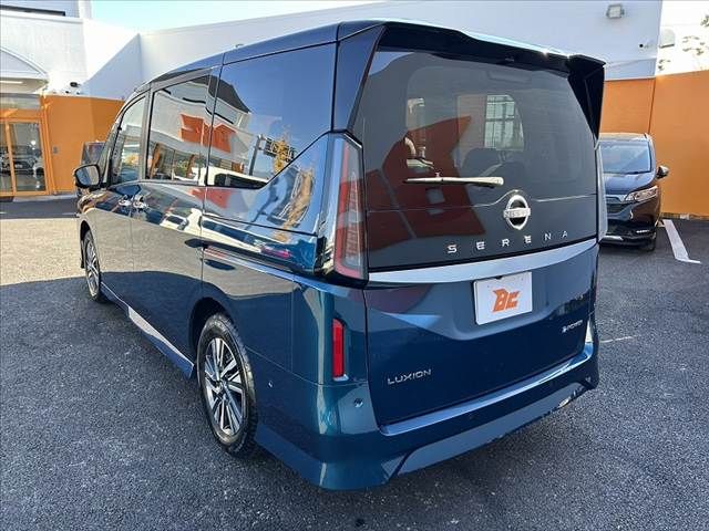 NISSAN SERENA  WG 2024