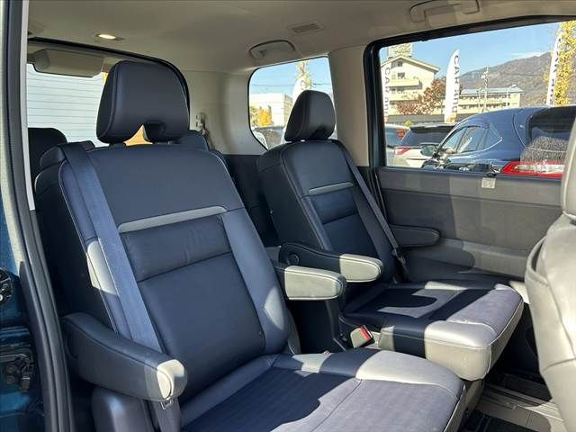 NISSAN SERENA  WG 2024