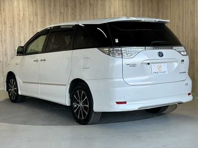 TOYOTA ESTIMA HYBRID 4WD 2012