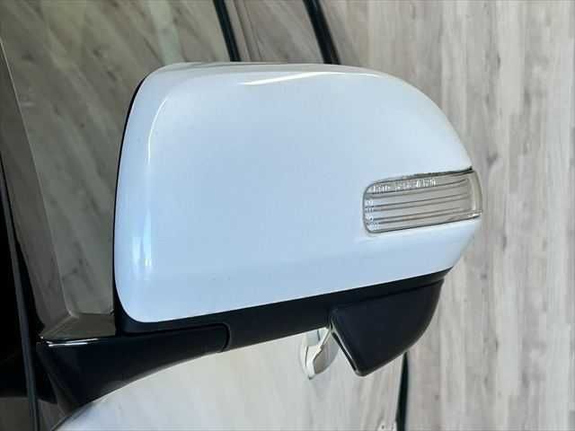 TOYOTA ESTIMA HYBRID 4WD 2012