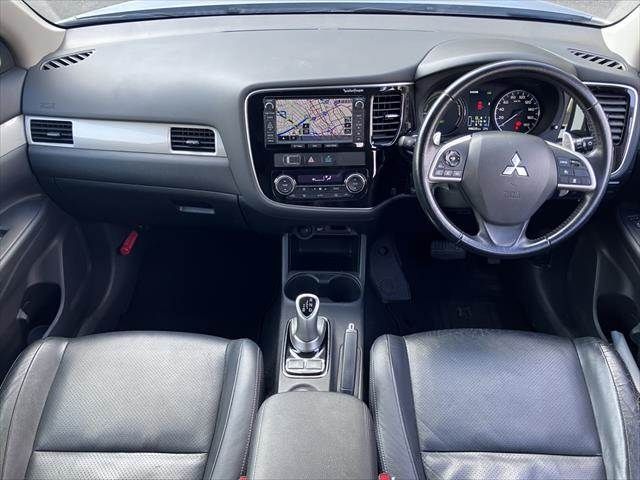 MITSUBISHI OUTLANDER PHEV 2013