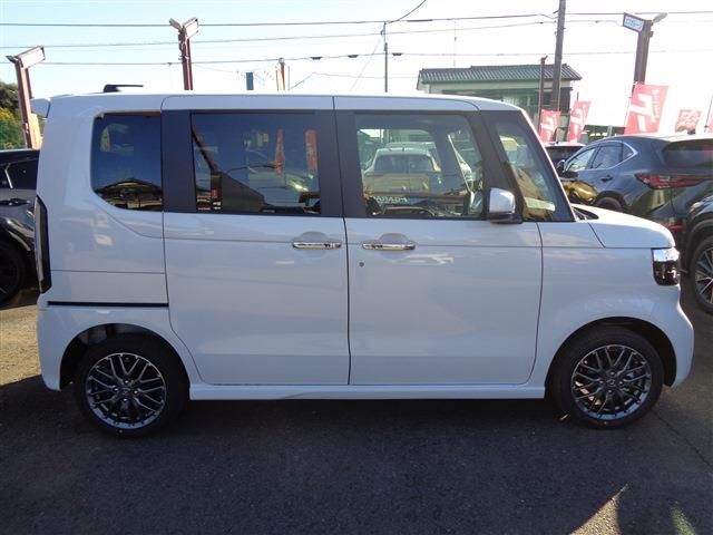 HONDA N BOX CUSTOM 4WD 2025