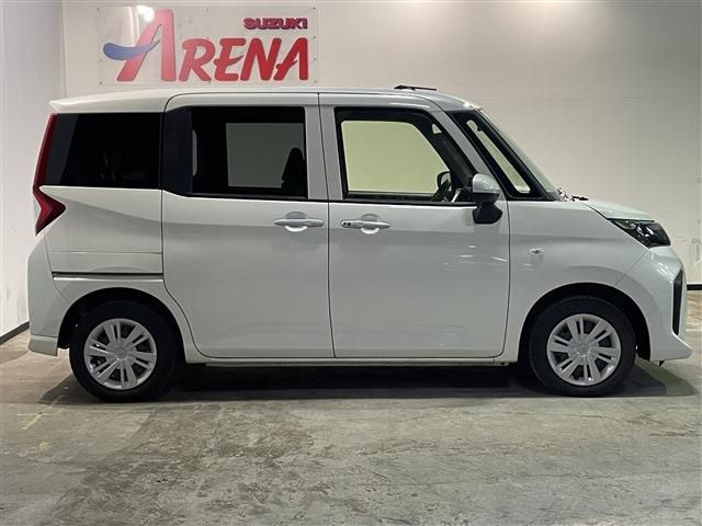 TOYOTA ROOMY 4WD 2023