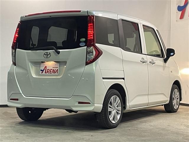 TOYOTA ROOMY 4WD 2023