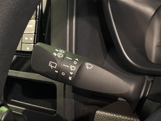 TOYOTA ROOMY 4WD 2023