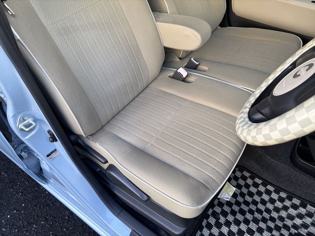 DAIHATSU MIRA Cocoa 2010