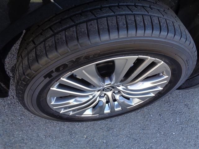 TOYOTA HARRIER HYBRID 2023