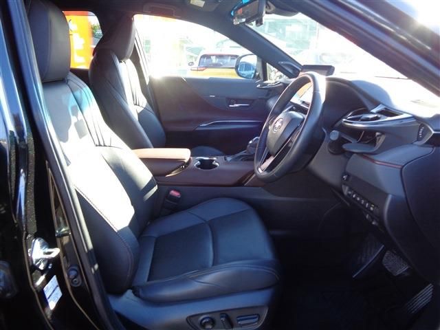 TOYOTA HARRIER HYBRID 2023