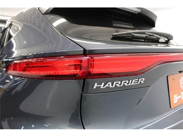 TOYOTA HARRIER 2WD 2020
