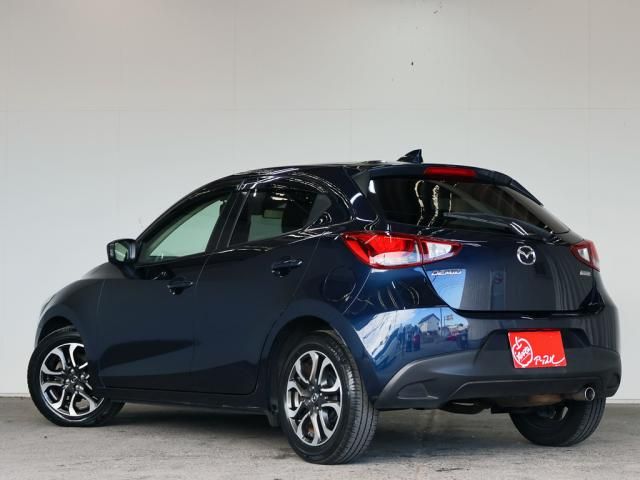 MAZDA DEMIO 2016