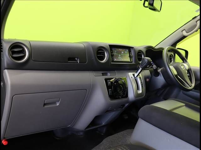 NISSAN NV350 CARAVAN 4WD 2020