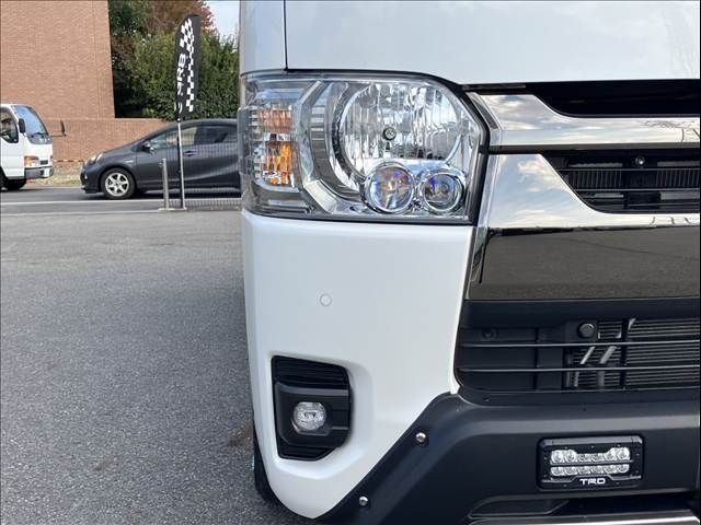 TOYOTA HIACE van 2WD 2024