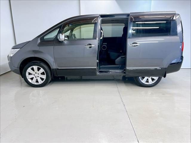 MITSUBISHI DELICA D:5 4WD 2018